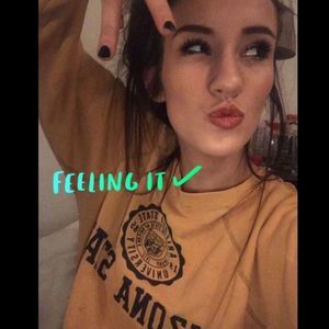 Meet your Posher, Alexandra